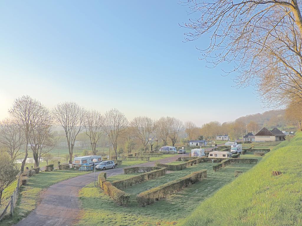 Camping Le Mont Joli Bois Criel-sur-Mer Exterior photo