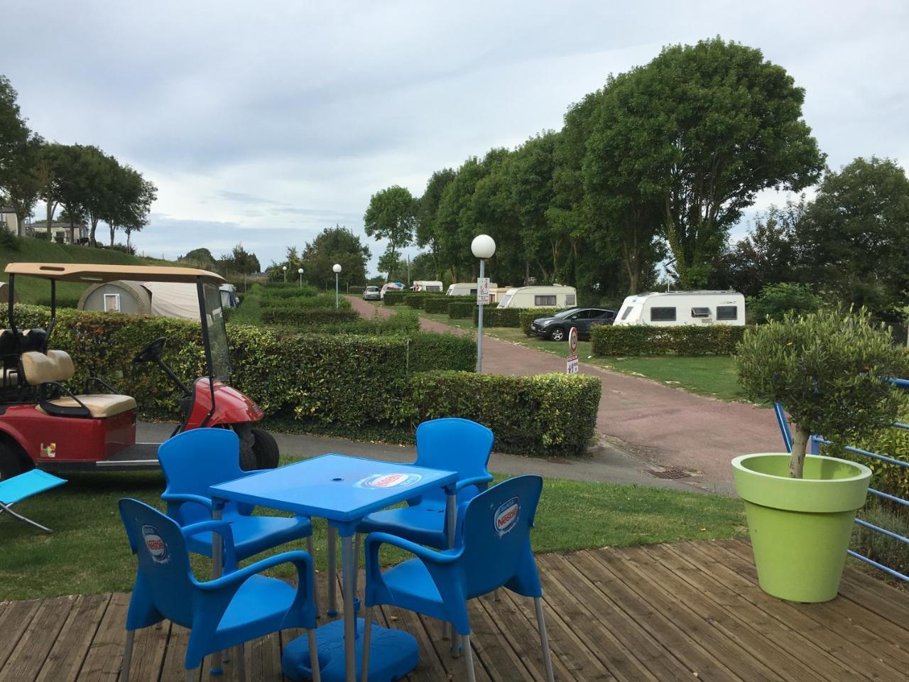 Camping Le Mont Joli Bois Criel-sur-Mer Exterior photo